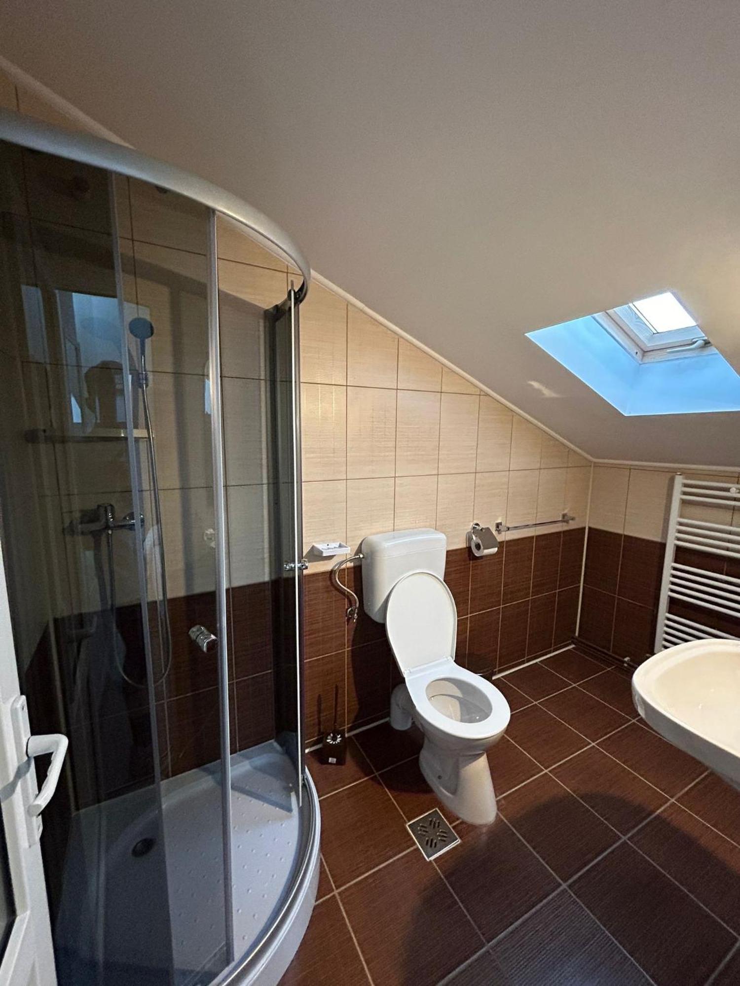 Complex Zeus Hotel Leresti Room photo