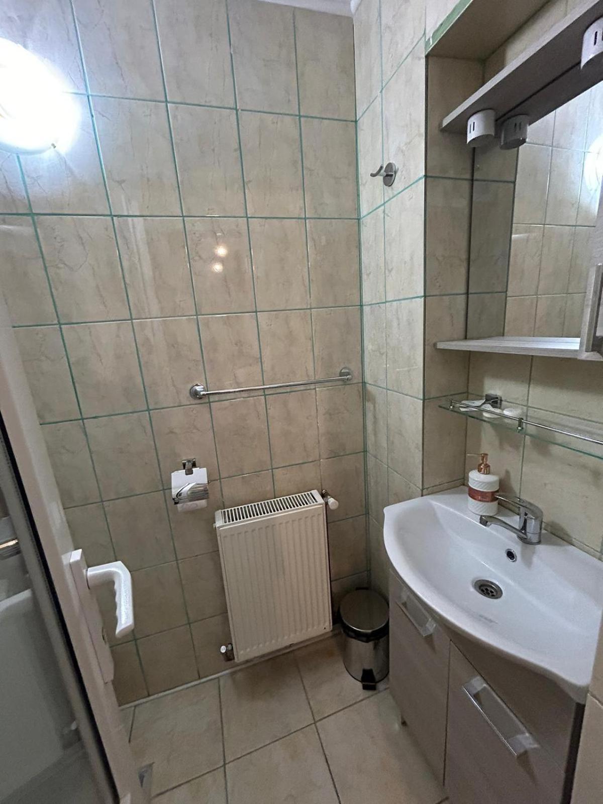 Complex Zeus Hotel Leresti Room photo